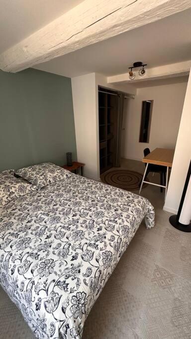 Appartement Cosy A Collobrières Exteriör bild